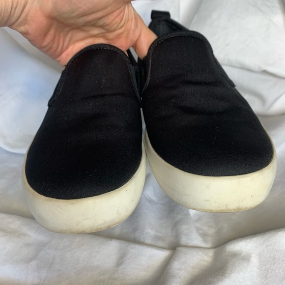 Call It SPRING - Picture 3 of 8